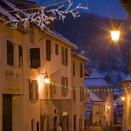 Allos